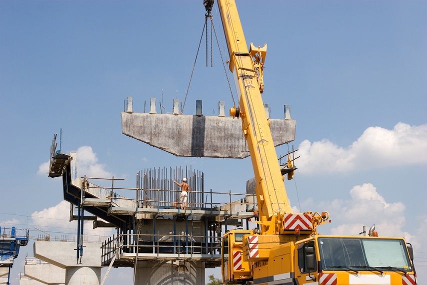 Lift with Confidence: 5 Tips for Choosing the Right Crane for Your Project